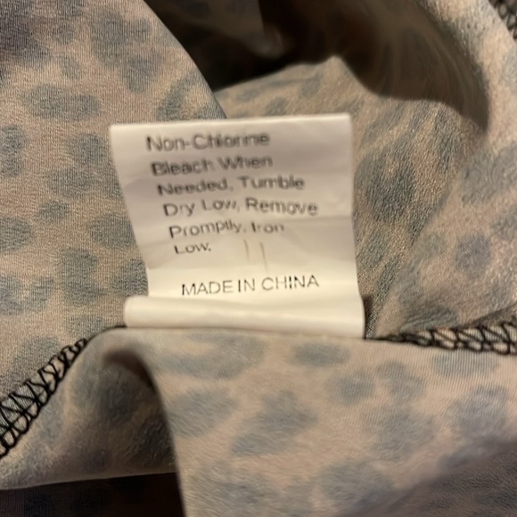 SHEIN LARGE CHEETAH PRINT SUNDRESS - Picture 13 of 15